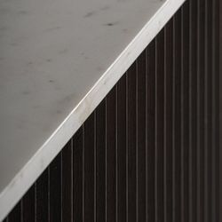 Mueble TV de madera y piedra en marrón, 200 x 40 x 50 cm | Cenves