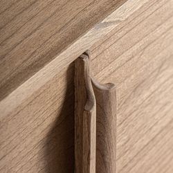 Mindi tv-bord i træ i naturfarve, 190 x 43 x 60 cm | Nyry