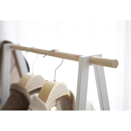 Staande kapstok van staal en hout in wit en naturel, 52 x 47 x 140 cm | Toren