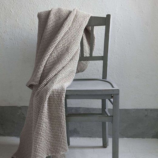 Recycled cotton plaid in linen grey, 200 x 140 cm | Maia