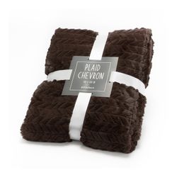 Chocolate polyester plaid, 130 x 1 x 170 cm | Chevron