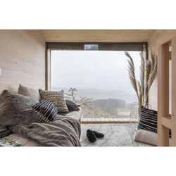 Polyester plaid in tan grey, 160 x 130 cm | Kinta