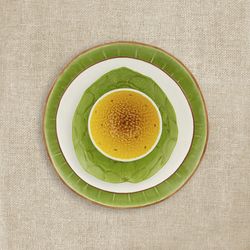 Cherimoya earthenware dessert plate in green, 23 x 21 x 2.7 cm | Tropical Fruits
