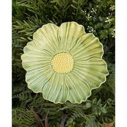 Assiette à dessert Cosmos en faïence verte, 22,5 x 22 x 3 cm | Maria Flor