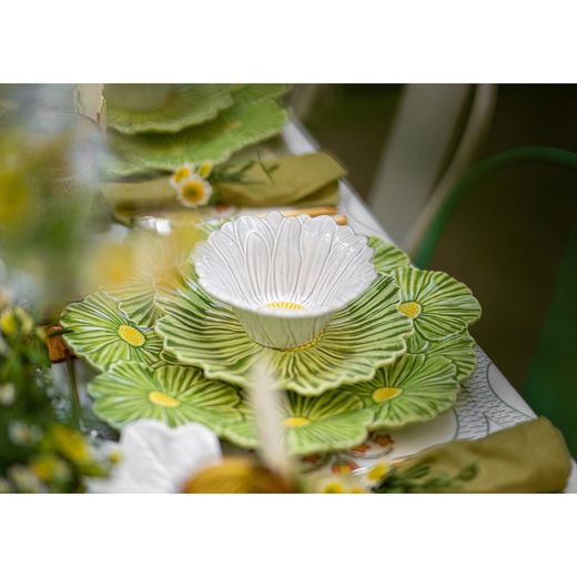 Assiette à dessert Cosmos en faïence verte, 22,5 x 22 x 3 cm | Maria Flor