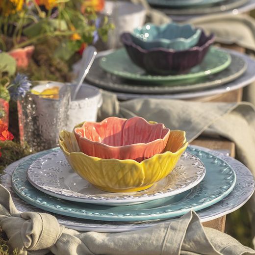 Antiek dessertbord van wit aardewerk, 22,9 x 22,9 x 3 cm | Flora