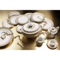 White and gold porcelain dessert plate, 21.6 x 21.6 x 2.6 cm | Anna