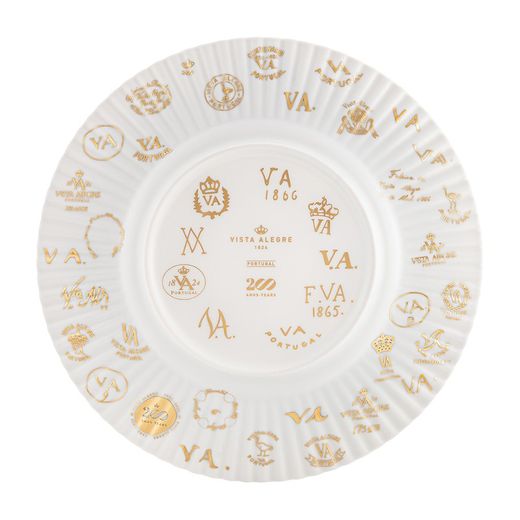 Service de table 18 pièces en porcelaine blanche et dorée | 200 ans