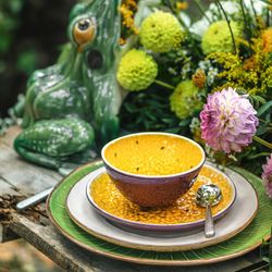 Passion Fruit Dessert Plate made of yellow and purple earthenware, Ø 21 x 2.6 cm | Tropical Fruits