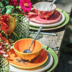 Piatto da dessert in terracotta Papaya in arancione e giallo, 21,1 x 21 x 2,6 cm | Frutti tropicali