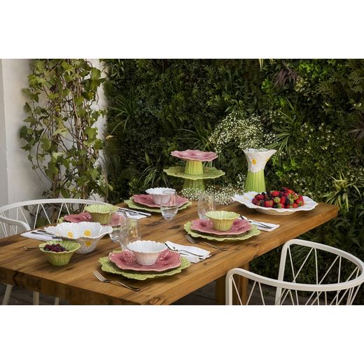 Cosmos earthenware presentation plate in green, 37 x 34.5 x 2 cm | Maria Flor