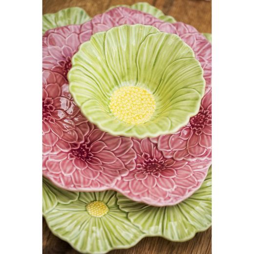 Cosmos earthenware presentation plate in green, 37 x 34.5 x 2 cm | Maria Flor