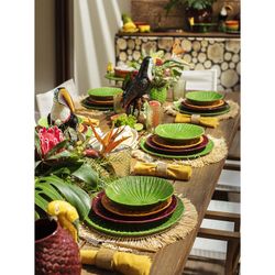 Earthenware presentation plate in green, 33.8 x 33.7 x 2.9 cm | Amazon