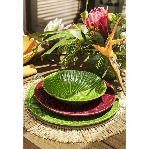 Earthenware presentation plate in green, 33.8 x 33.7 x 2.9 cm | Amazon