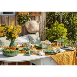 24-piece white and green stoneware dinnerware set | Geranio