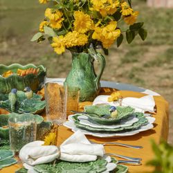 24-piece white and green stoneware dinnerware set | Geranio