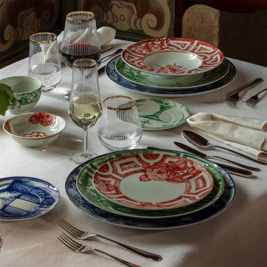 XL Porcelain Presentation Plate in Antique Blue and White, 39.6 x 39.6 x 3.8 cm | The Meaning