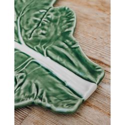 Green earthenware cheese plate, 39.5 x 35.5 x 1 cm | Cabbage