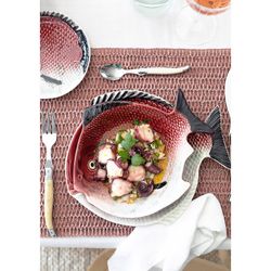 Deep earthenware plate in maroon and white, 24 x 21 x 4 cm | Fish
