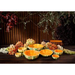 18-piece stoneware dinnerware set in orange and green | Pumpkin