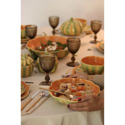 18-piece stoneware dinnerware set in orange and green | Pumpkin