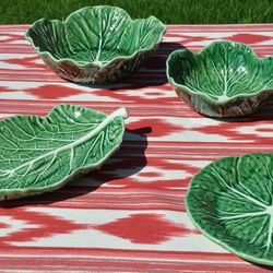 Snackteller M aus Steingut in Grün, 25 x 17 x 5 cm | Kohl