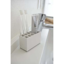 ABS toothbrush holder in white, 11 x 5 x 7 cm | Toothbrush Stand