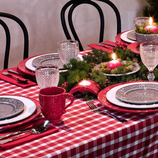 Kerzenhalter aus Steingut in Rot, 14,1 x 8,5 x 5,3 cm | Schneeflocken