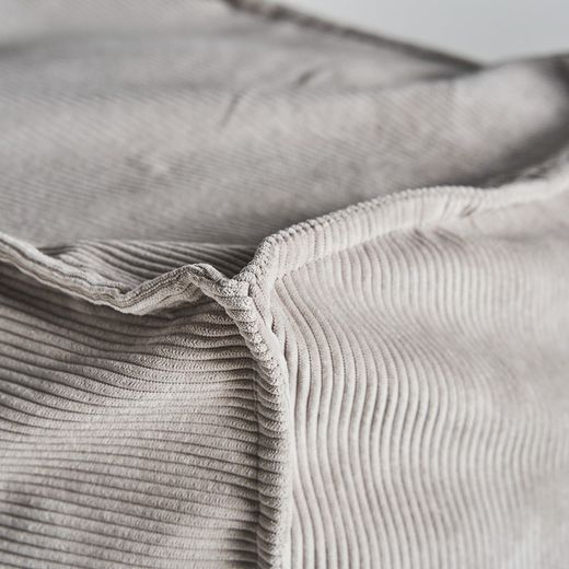 Pouf en velours côtelé gris, 45 x 45 x 40 cm | C'est