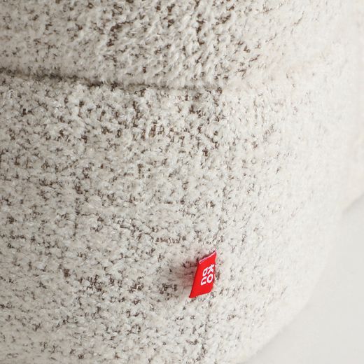 Puff de tejido en beige, 56 x 56 x 42 cm | Block
