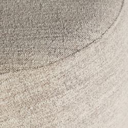 Puff de tejido en beige, 69 x 69 x 43 cm | Bergun