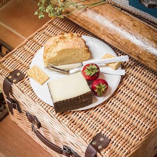 Cheese dish made of white and yellow earthenware, Ø 26 x 3.3 cm | Cheese dishes