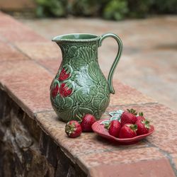 Faïence rabanera en rouge et vert, 21 x 15 x 5 cm | Fraises