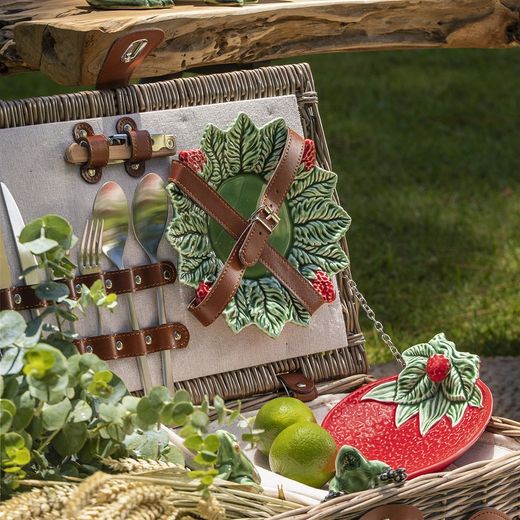 Faïence rabanera en rouge et vert, 21 x 15 x 5 cm | Fraises