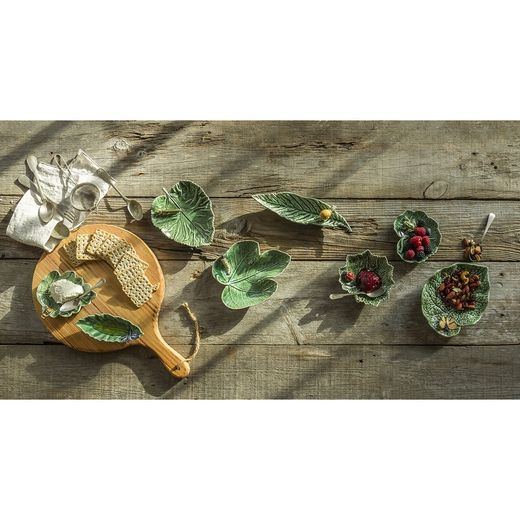 Green earthenware rabanera, 14 x 12.6 x 3.5 cm | Leaves of the Field