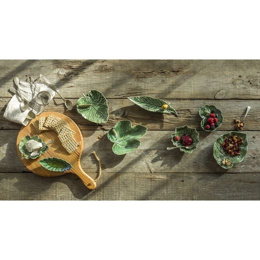 Grön lergods rabanera, 19,8 x 15,5 x 4,2 cm | Löv av fältet