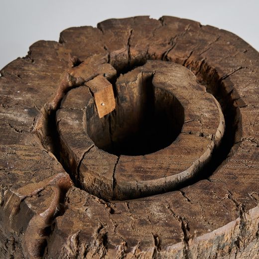 Reposapiés de madera en marrón, 28 x 28 x 35 cm | Kraj