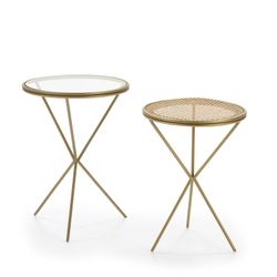 Zestaw 2 stolików bocznych ze szkła, rattanu i złotego metalu, 49x49x67 cm