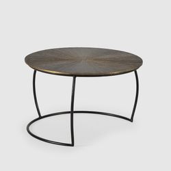 Set aus 2 Couchtischen aus Metall in der Farbe Altgold, 70-54 x 70-54 x 38-34 cm | Selene