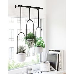 Lot de 3 jardinières suspendues en polymère noir et blanc, 64 x 15 x 110 cm | triflore