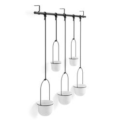 Set van 5 hangende plantenbakken in zwart en wit polymeer, 138 x 18 x 95 cm | drieflora