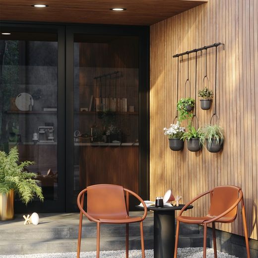 Lot de 5 jardinières suspendues en polymère noir, 138 x 18 x 95 cm | triflore