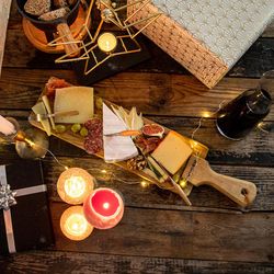 Service à fromage en bois de chêne et inox, 53 x 12 x 3,7 cm | Amis du Fromage