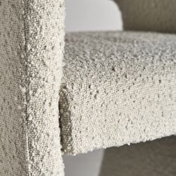 Chaise Alvra en coton bouclé blanc, 58 x 56 x 79 cm