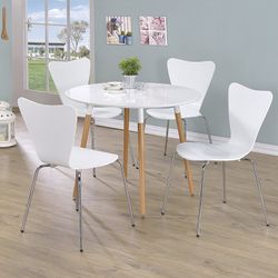 Sedia impilabile laccata bianca e gambe cromate, 43 x 52 x 84 cm