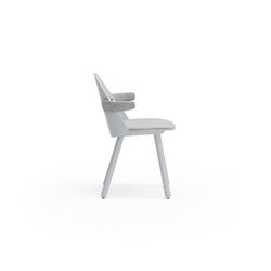 Light grey wooden armchair, 56 x 53.5 x 74.5 cm | Uma