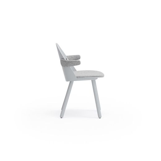 Light grey wooden armchair, 56 x 53.5 x 74.5 cm | Uma
