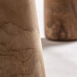 Spisestol lavet af teak og siv i brun, 65 x 67 x 90 cm | Nekta