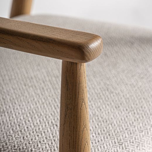 Silla de comedor de tejido de poliéster y madera de fresno en beige, 58 x 56 x 73 cm | Staple