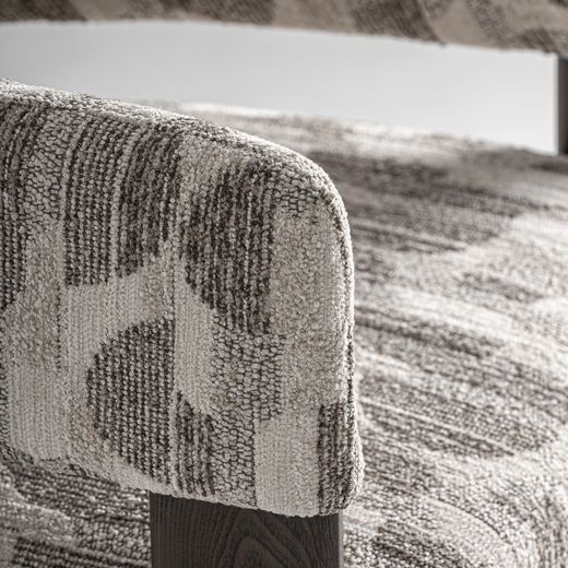 Silla de comedor de tejido de poliéster y madera de fresno en gris, 61 x 57 x 74 cm | Najac